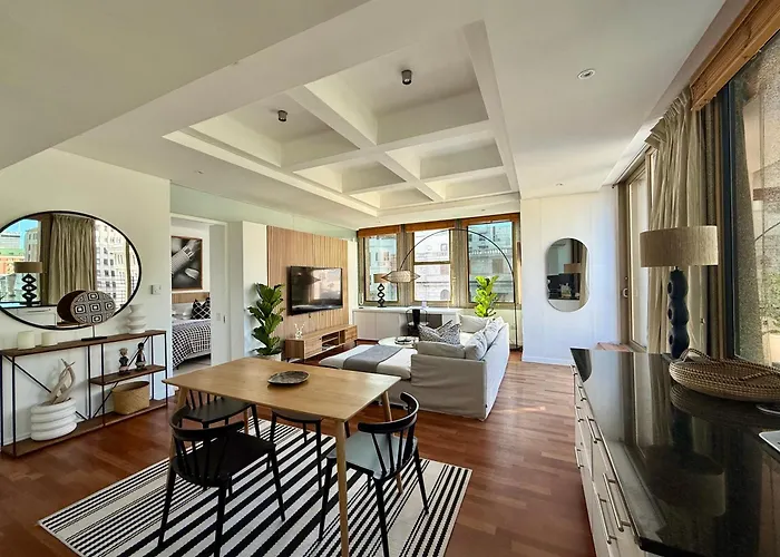 #507 Cartwright - Modern City Apartment