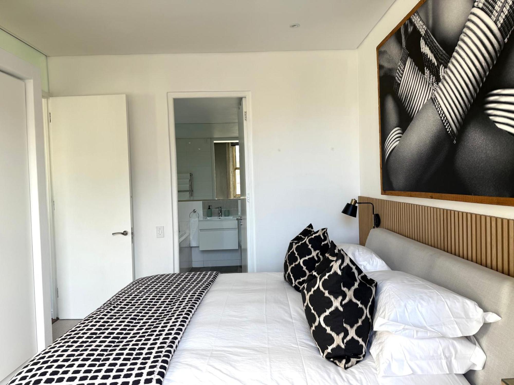 #507 Cartwright - Modern Apartment